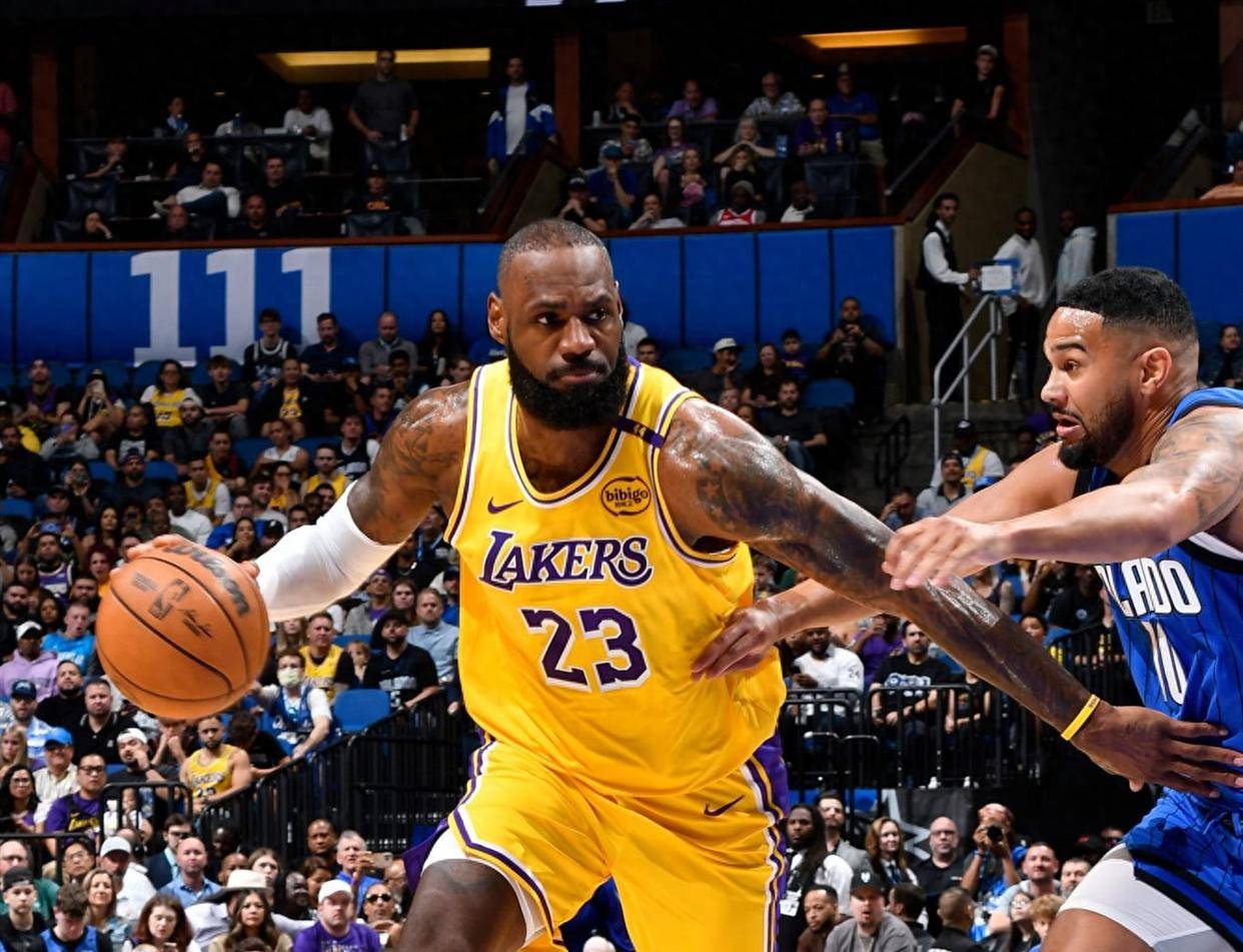 包含湖人客场胜狮队,詹皇大号三双,全场震撼的词条 包含湖人客场胜狮队,詹皇大号三双,全场震撼的词条