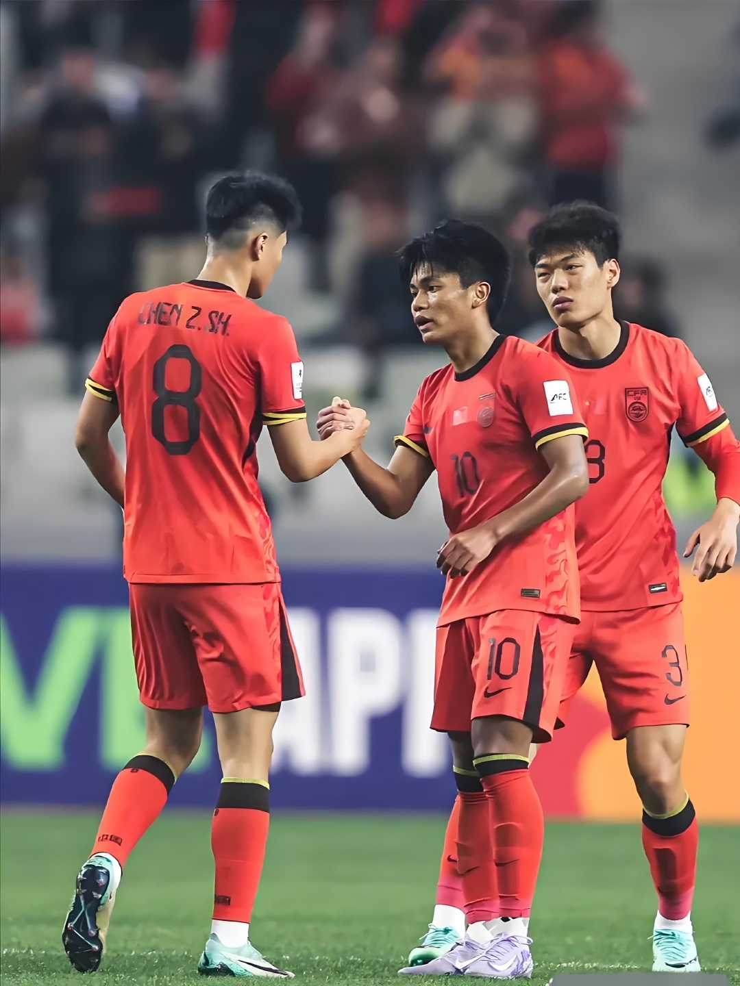 亚洲球员在国外联赛中脱颖而出,气势如虹 亚洲球员在国外联赛中脱颖而出,气势如虹