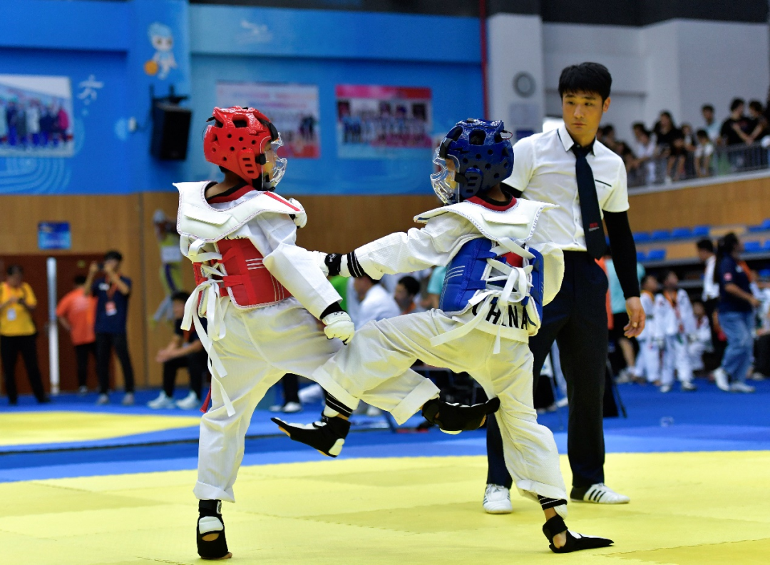 跆拳道比赛惊险刺激扣人心弦,表现亮眼 跆拳道比赛惊险刺激扣人心弦,表现亮眼