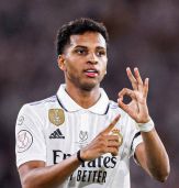 包含田径男子米决赛搏杀一触即发,巴西选手称霸,表现亮眼的词条 包含田径男子米决赛搏杀一触即发,巴西选手称霸,表现亮眼的词条