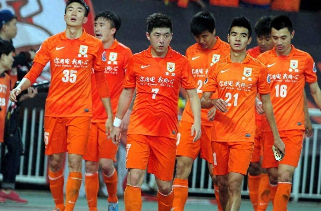 鲁能斗志昂扬,取胜定胜利良机,势不可挡 鲁能斗志昂扬,取胜定胜利良机,势不可挡