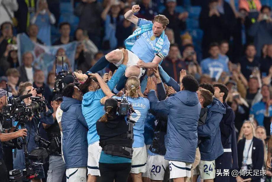 曼城后防线连续多场零封对手,振奋人心 曼城后防线连续多场零封对手,振奋人心