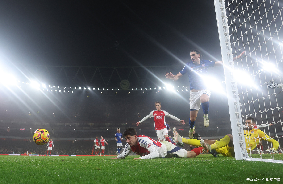 包含精彩对决在即,瞩目国际足球赛,全场震撼的词条 包含精彩对决在即,瞩目国际足球赛,全场震撼的词条