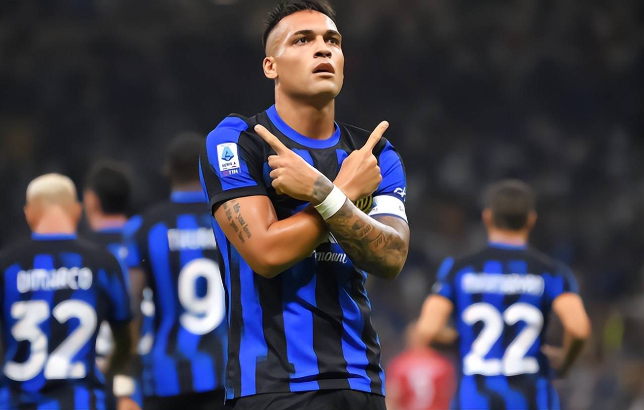 法兰霍夫莱姆迎来转机,主场势如破竹领跑积分榜,士气大振 法兰霍夫莱姆迎来转机,主场势如破竹领跑积分榜,士气大振