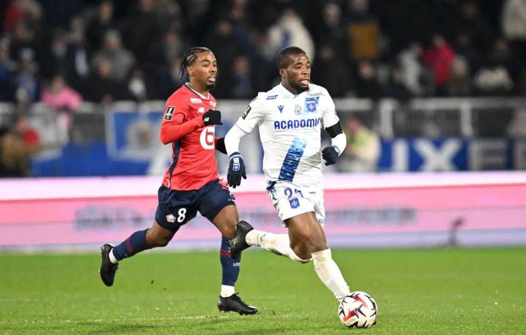 图卢兹客场爆冷战胜布雷斯特,反超对手,气势如虹 图卢兹客场爆冷战胜布雷斯特,反超对手,气势如虹