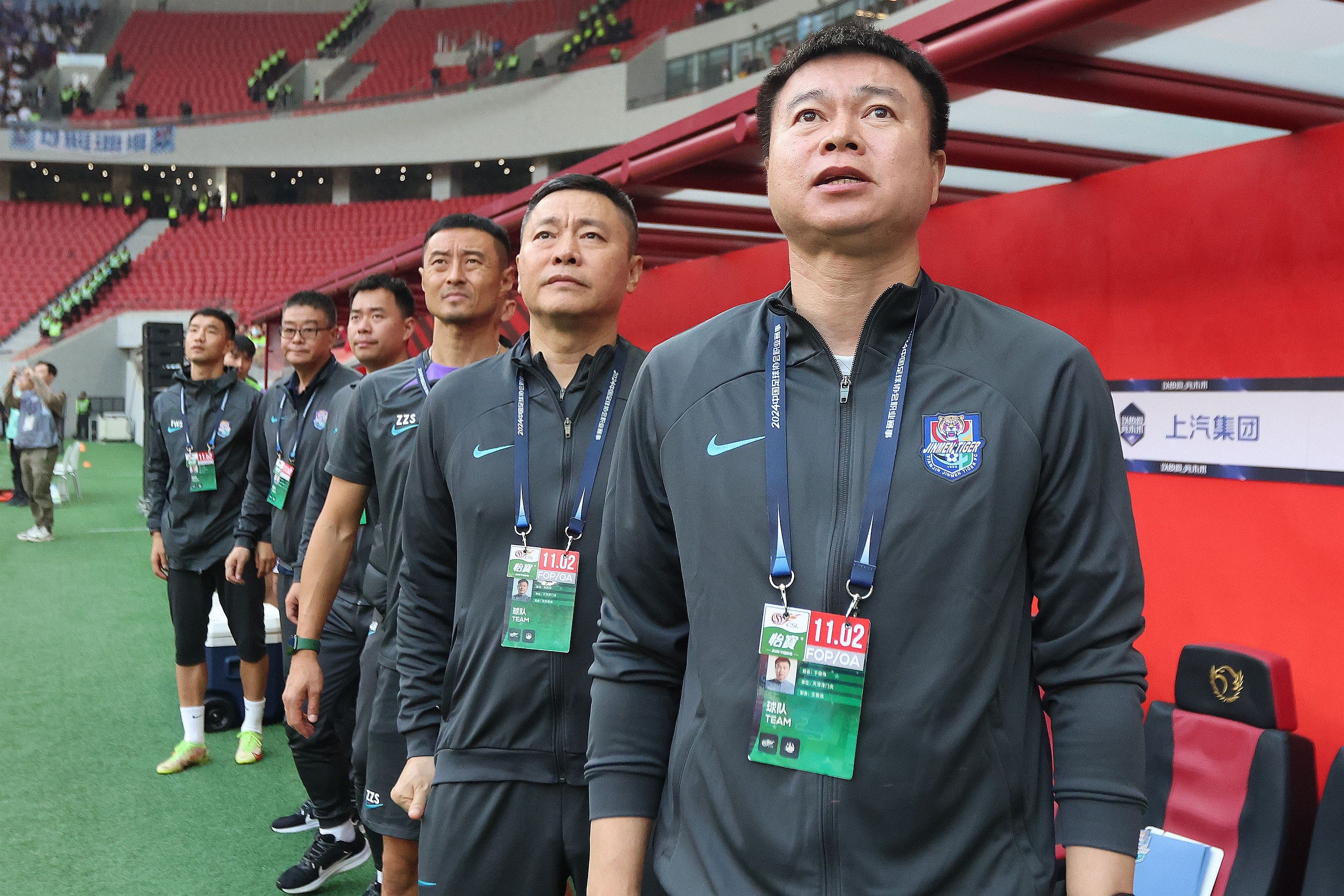 包含球队举办季前热身赛,备战新赛季开局,表现亮眼的词条 包含球队举办季前热身赛,备战新赛季开局,表现亮眼的词条