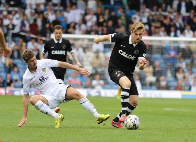 沙尔克客场失利,保级前景愈发黯淡,士气大振的简单介绍 沙尔克客场失利,保级前景愈发黯淡,士气大振的简单介绍