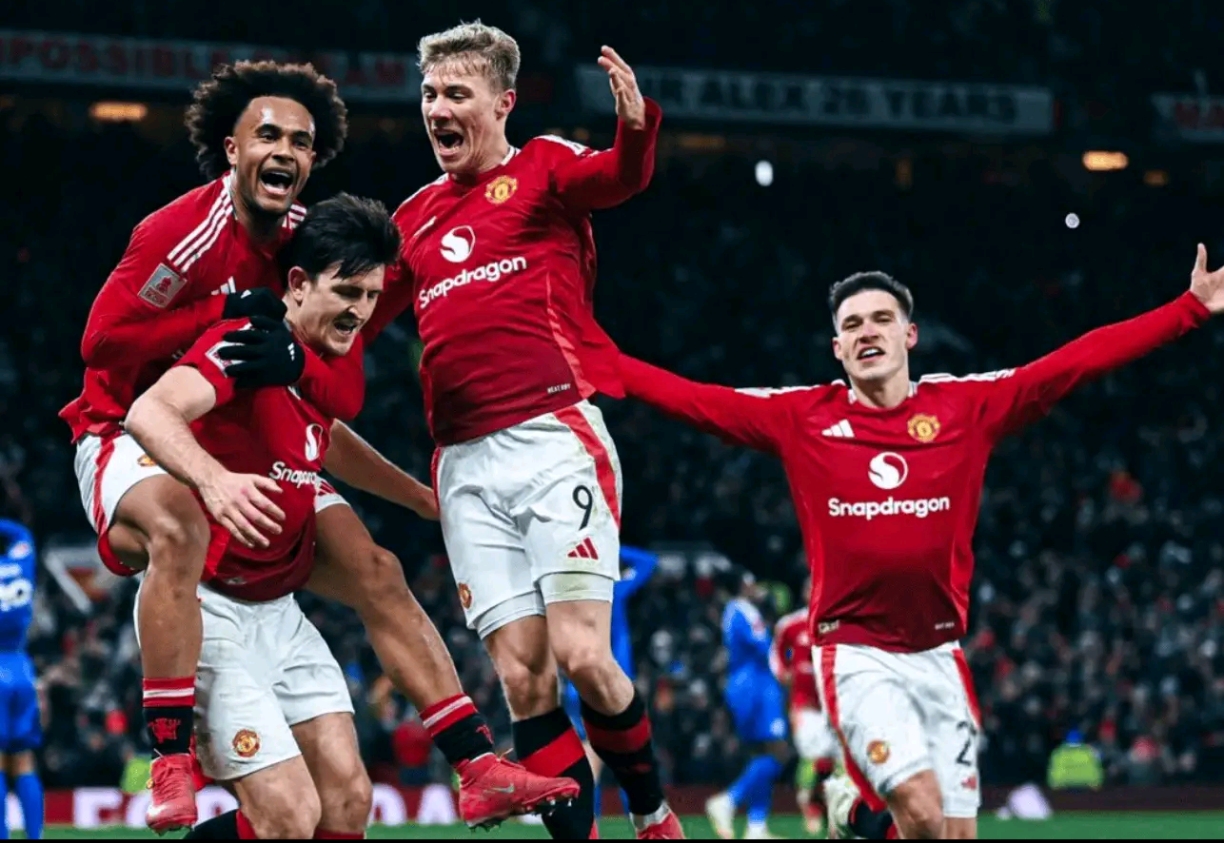 曼联迎战曼城，硬仗一触即发，战绩斐然的简单介绍