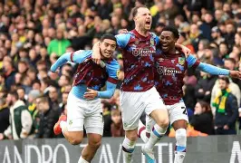 伯恩利客场失利，战绩受挫需调整，稳步上升