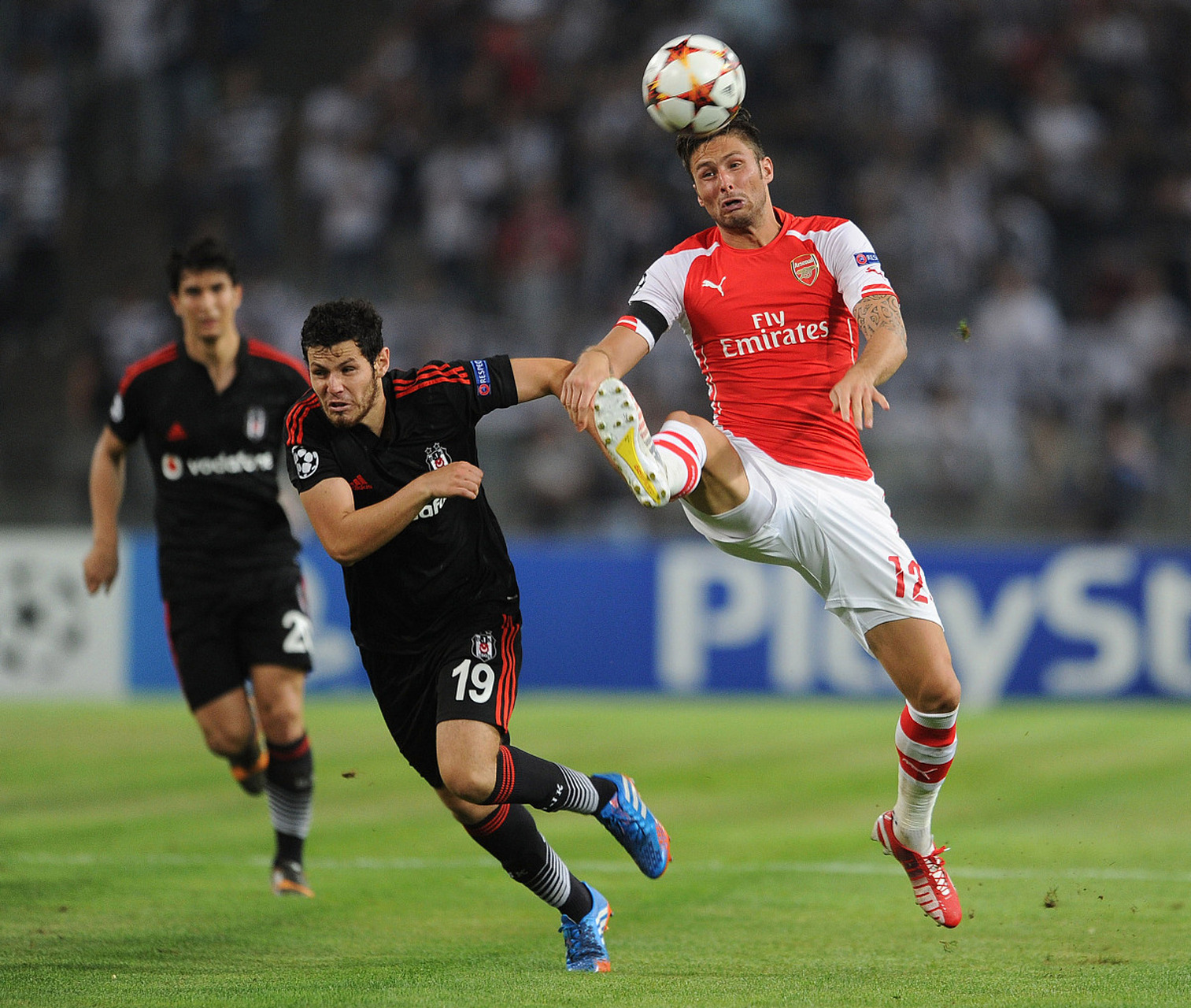 关于阿森纳追平对手,尽显拼搏精神,振奋人心的信息 关于阿森纳追平对手,尽显拼搏精神,振奋人心的信息