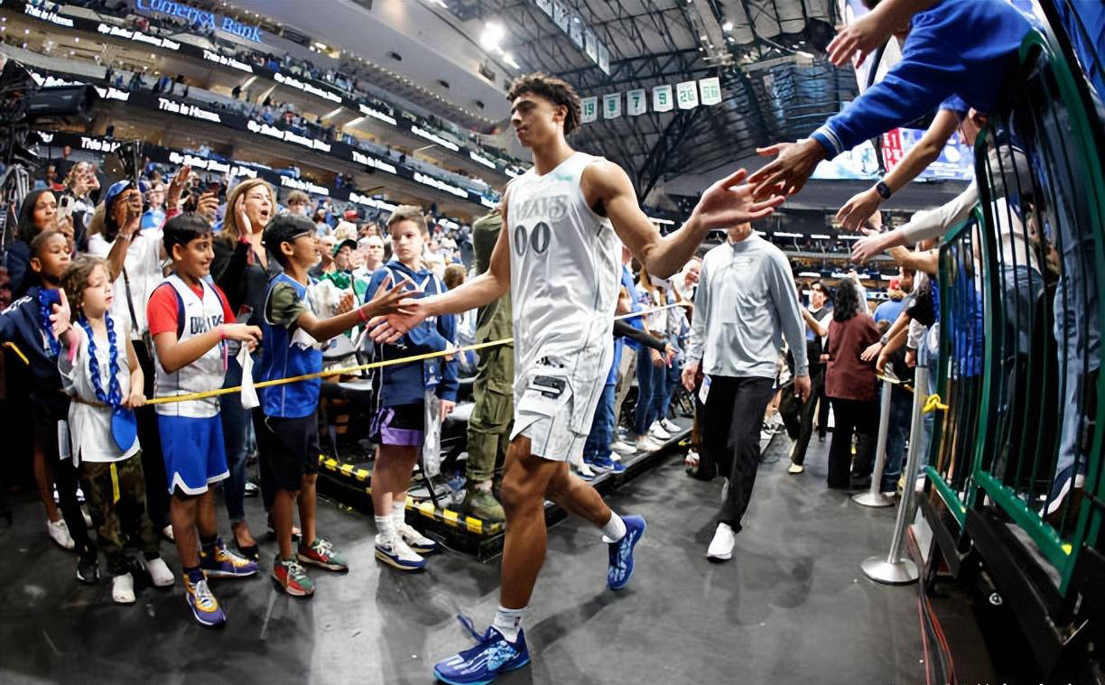 球员表现综述:实力全球顶尖,引领潮流,全场震撼 球员表现综述:实力全球顶尖,引领潮流,全场震撼