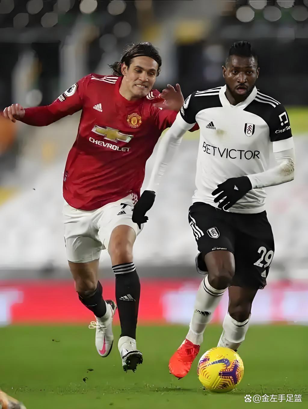 曼联力克富勒姆晋级英超季后赛,战绩斐然 曼联力克富勒姆晋级英超季后赛,战绩斐然