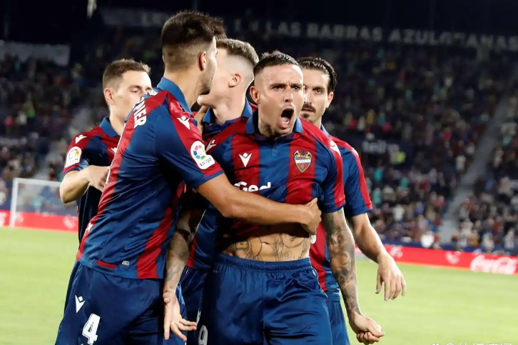 西班牙碾压皇马,格列兹曼刷新纪录 西班牙碾压皇马,格列兹曼刷新纪录